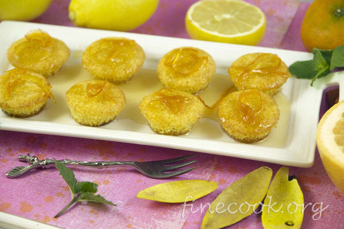 Лимонные мини-бисквитики в грейпфрутовом сиропе